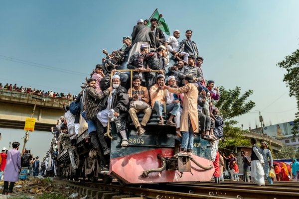 Découvrez la magie à paris avec cyril : moments inoubliables